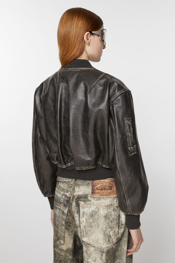 (image for) Amazing Leather bomber jacket